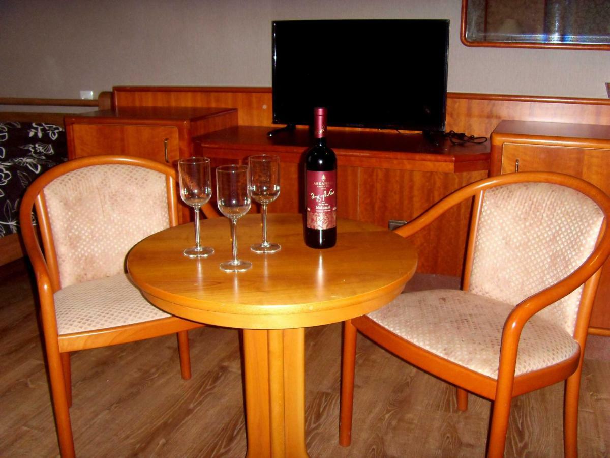 טביליסי Hotel Nadikvari מראה חיצוני תמונה