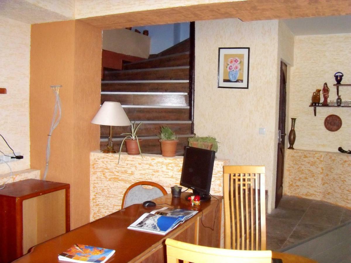 טביליסי Hotel Nadikvari מראה חיצוני תמונה